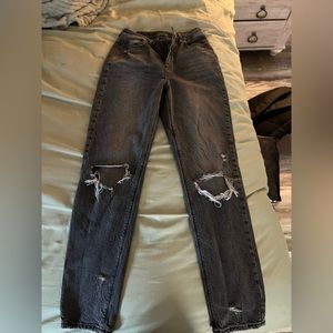American Eagle “Boyfriend jean” Size ( 2 Long)